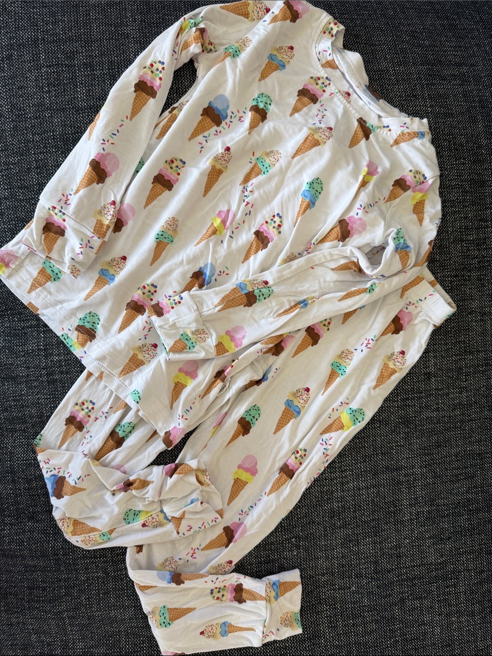 Girls' White Ice Cream Cone Pajama Set - Long Sleeve & Pants